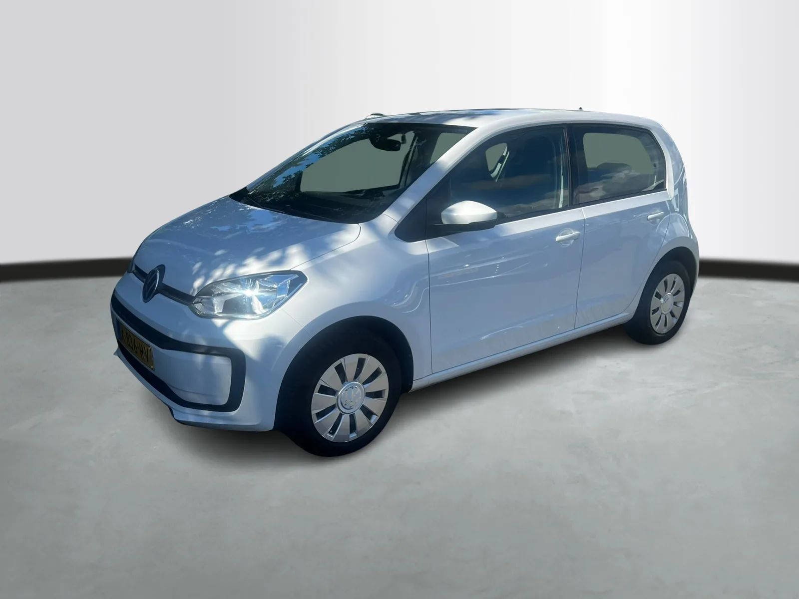 Volkswagen Up! (2024) — foto 1
