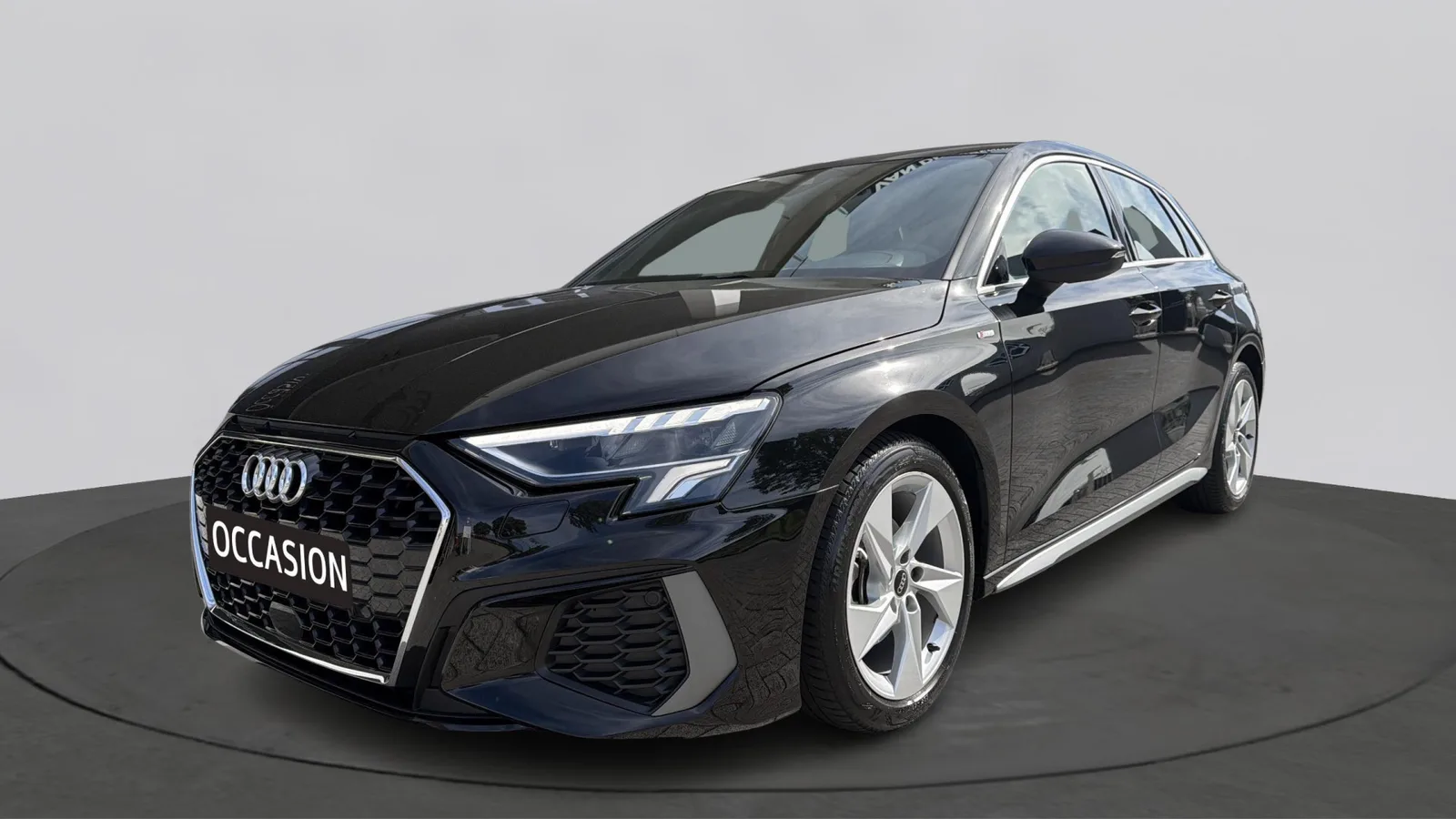 Audi A3 (2024) — foto 1