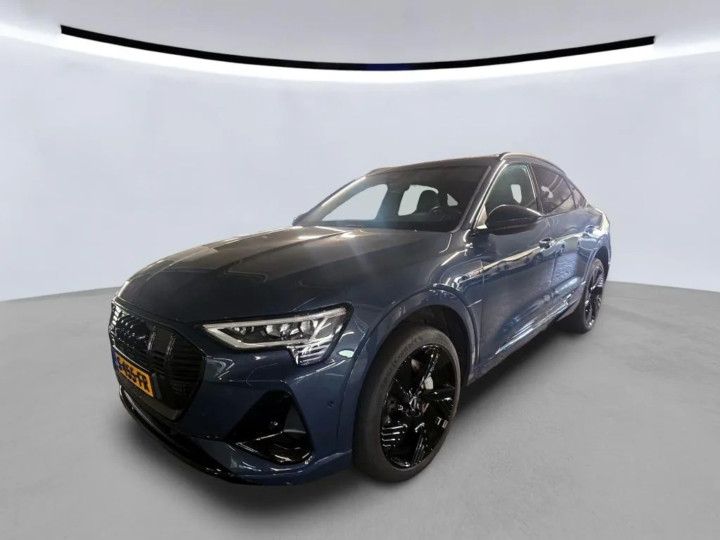 Audi e-tron (2022) — foto 1