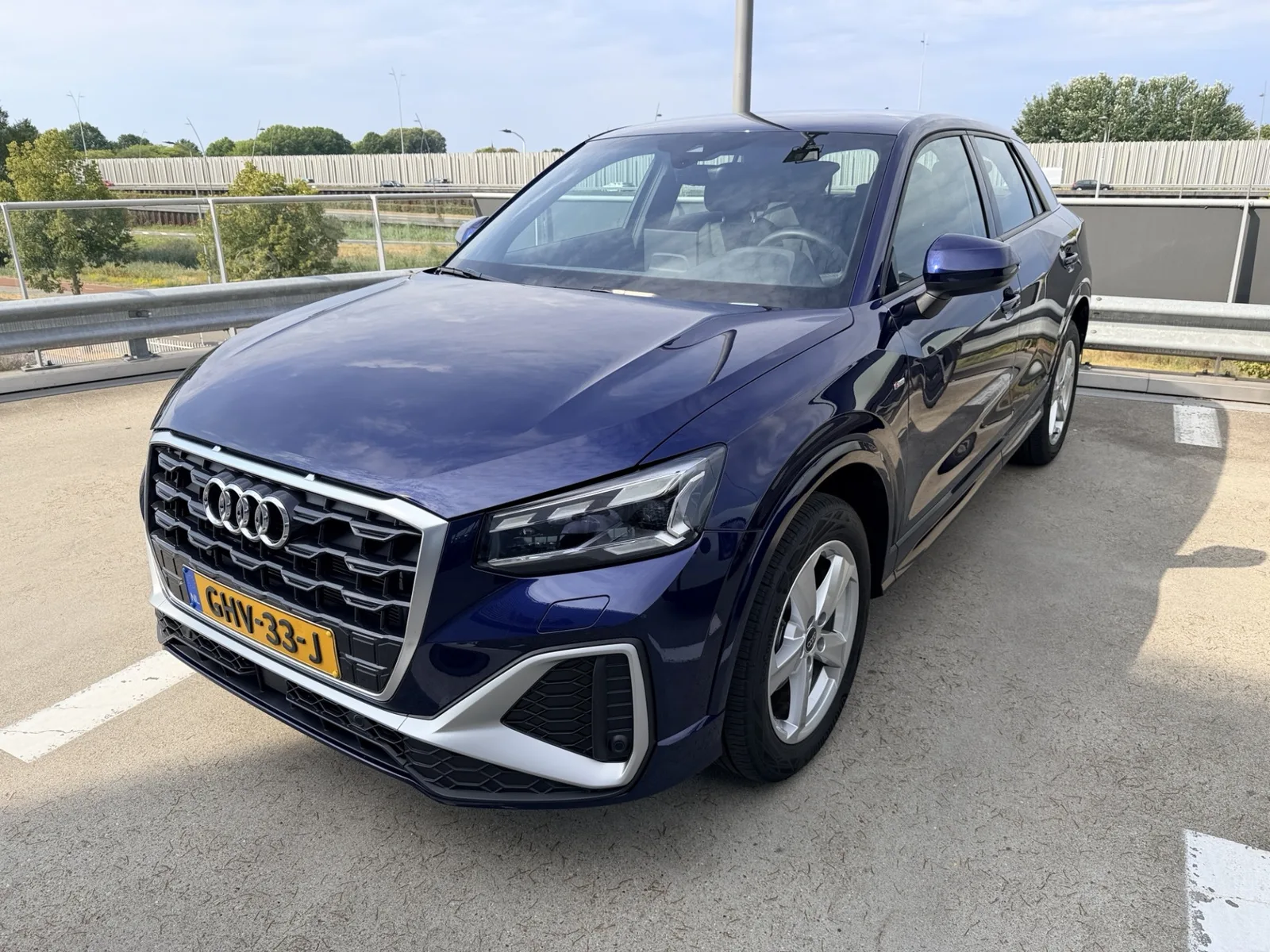 Audi Q2 (2024) — foto 1