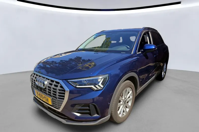 Audi Q3 (2023)