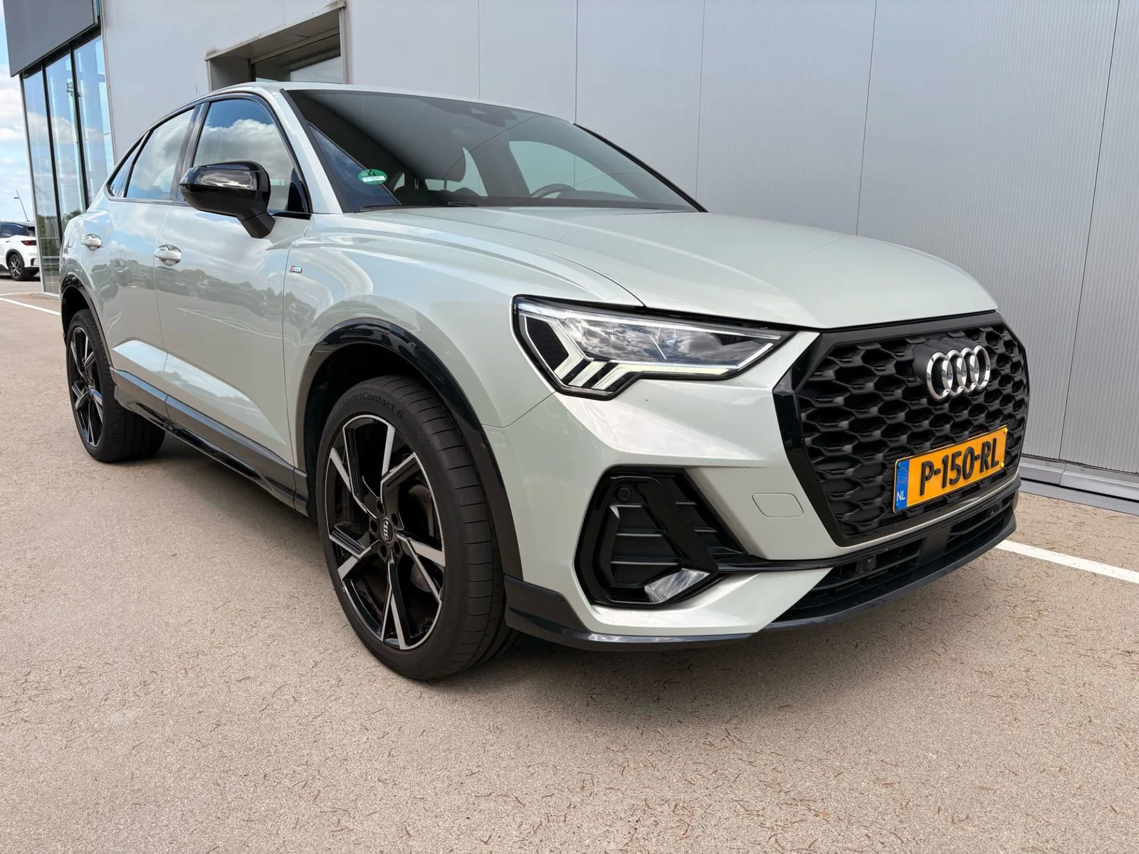 Audi Q3 (2022) — foto 1