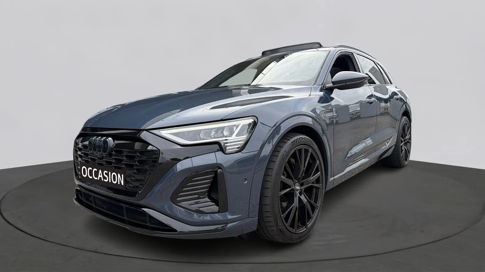 Audi Q8 e-tron (2023) — foto 1