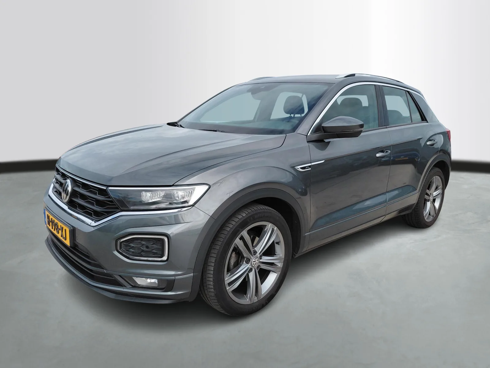 Volkswagen T-Roc (2020) — foto 1