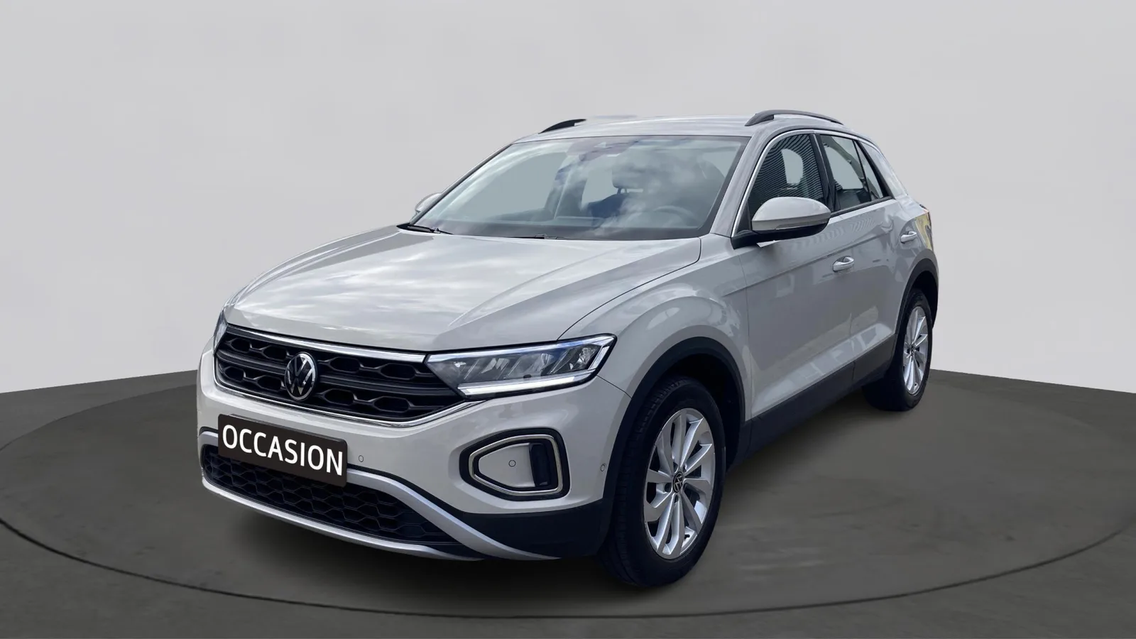 Volkswagen T-Roc (2022) — foto 1