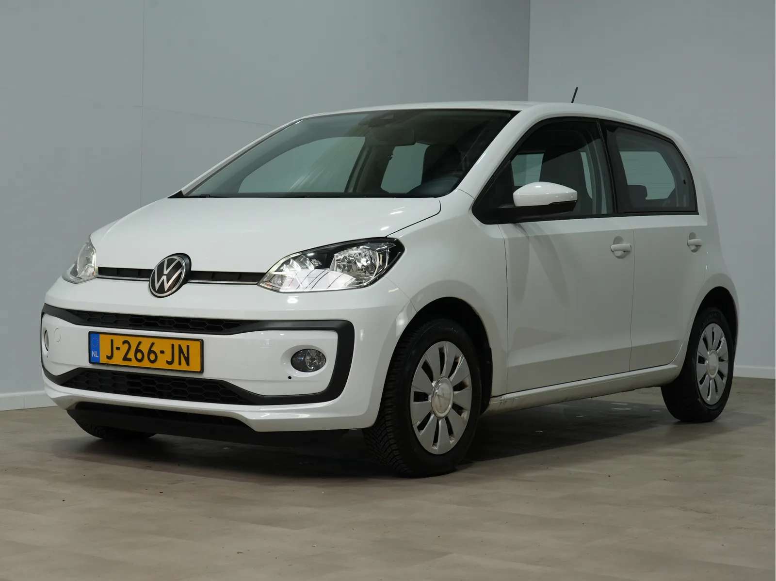 Volkswagen Up! (2020) — foto 1