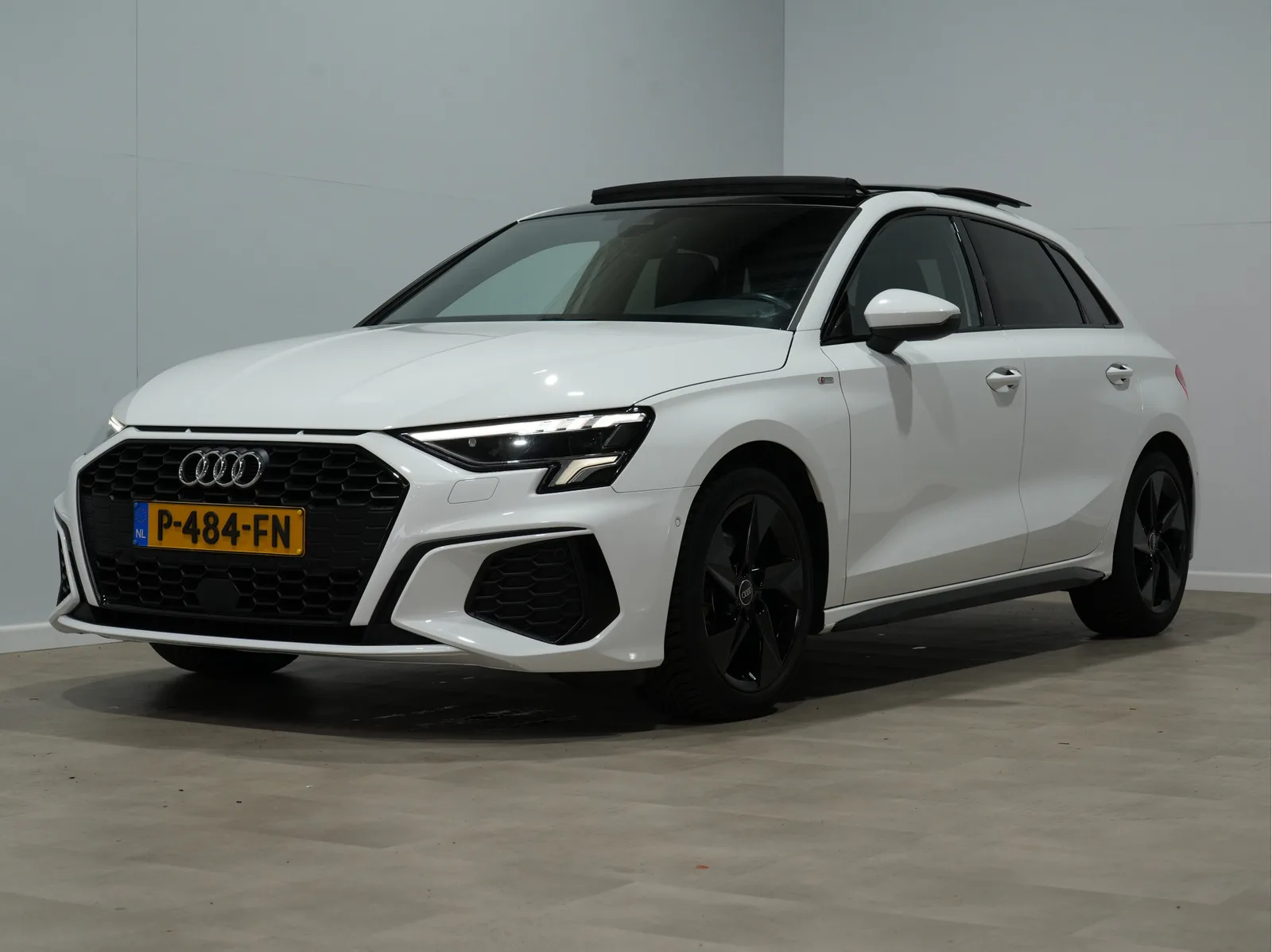 Audi A3 (2022) — foto 1