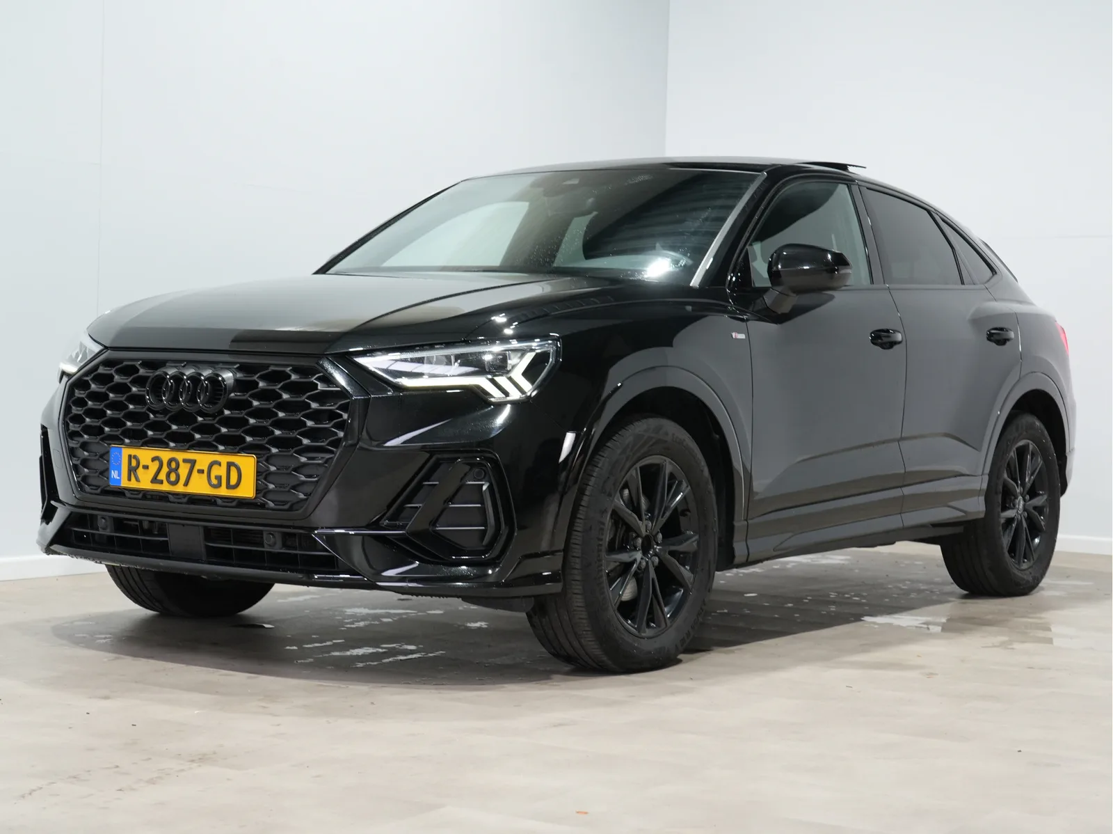 Audi Q3 Sportback (2022) — foto 1