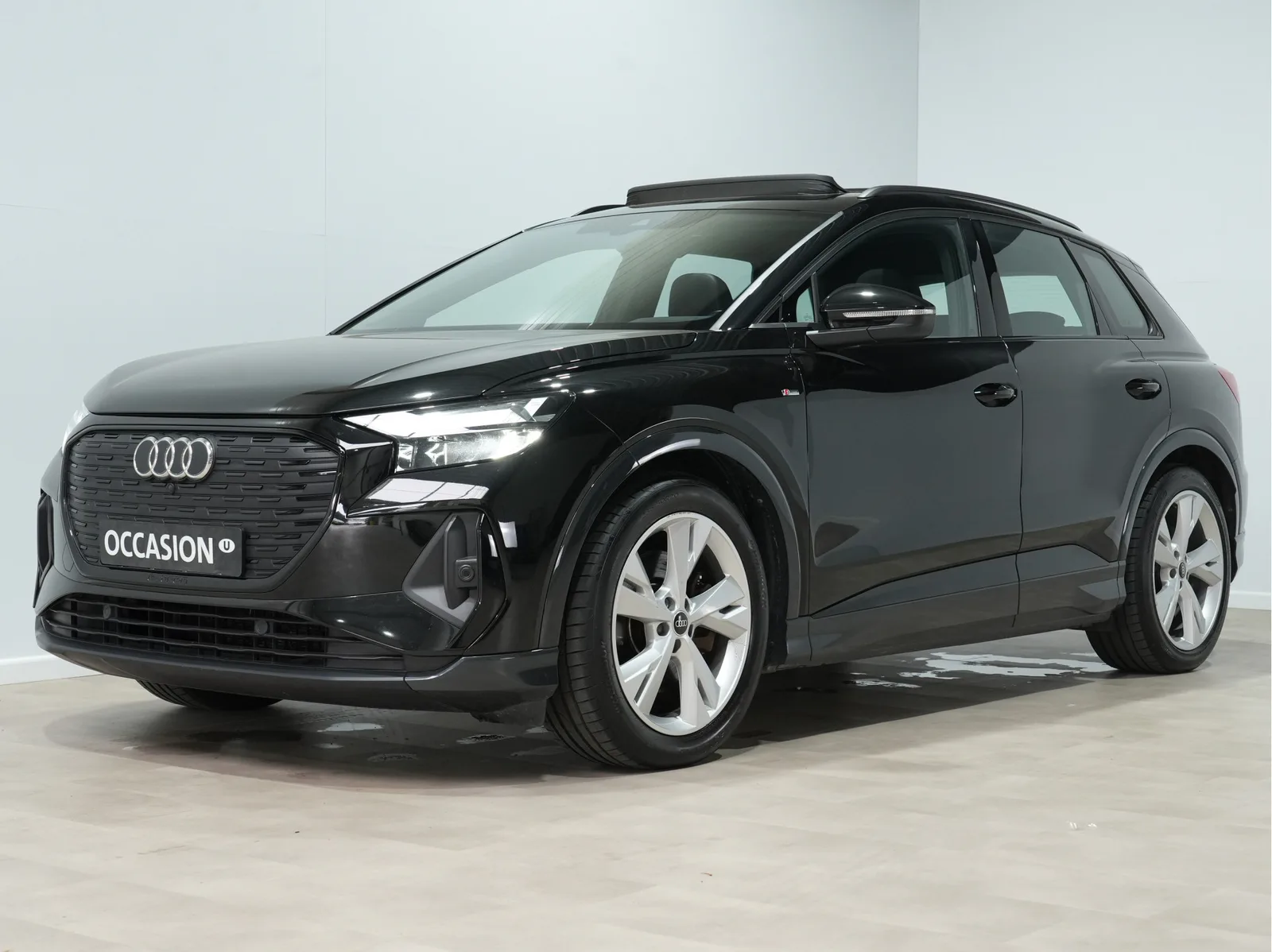 Audi Q4 e-tron (2022) — foto 1