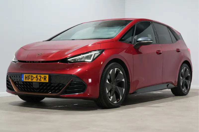 CUPRA Born (2022)