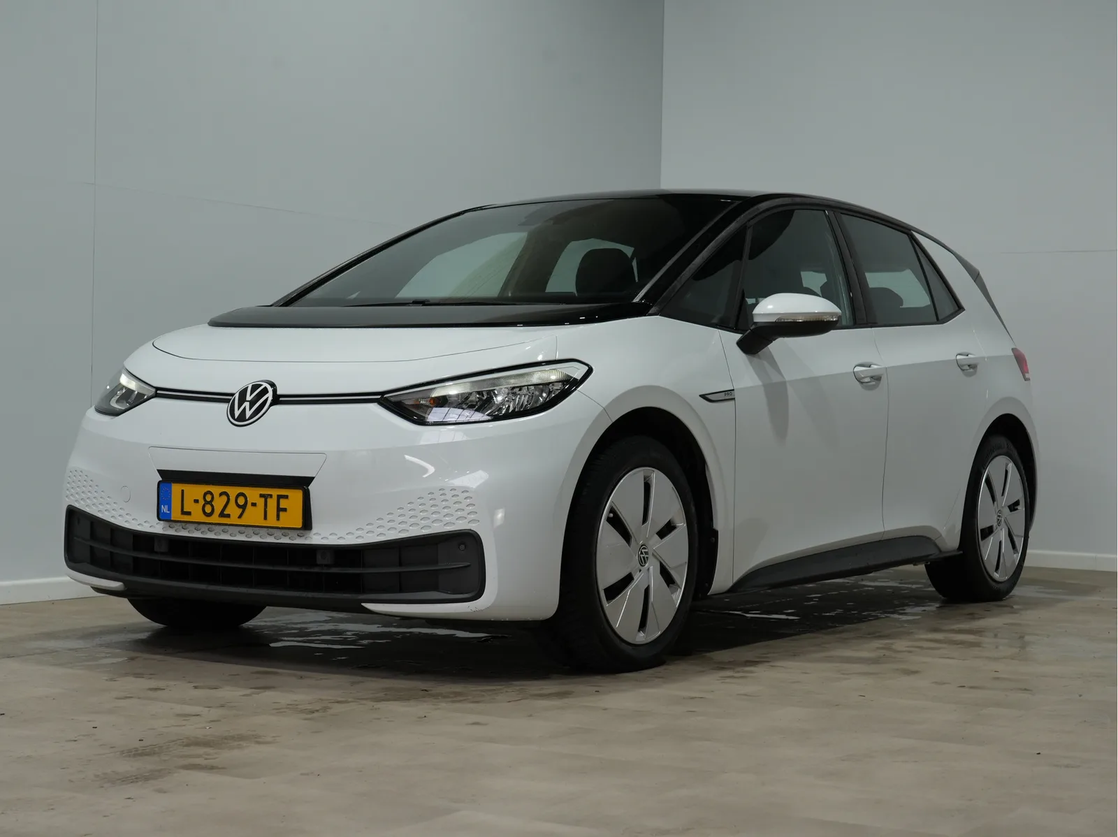 Volkswagen ID.3 (2021) — foto 1