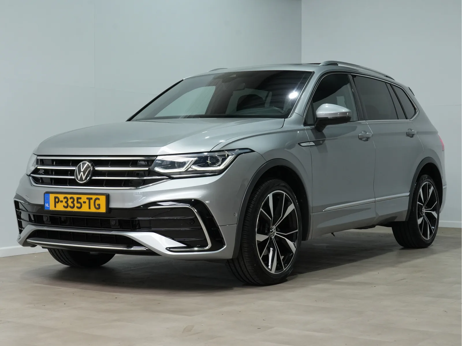 Volkswagen Tiguan All-Space (2022) — foto 1