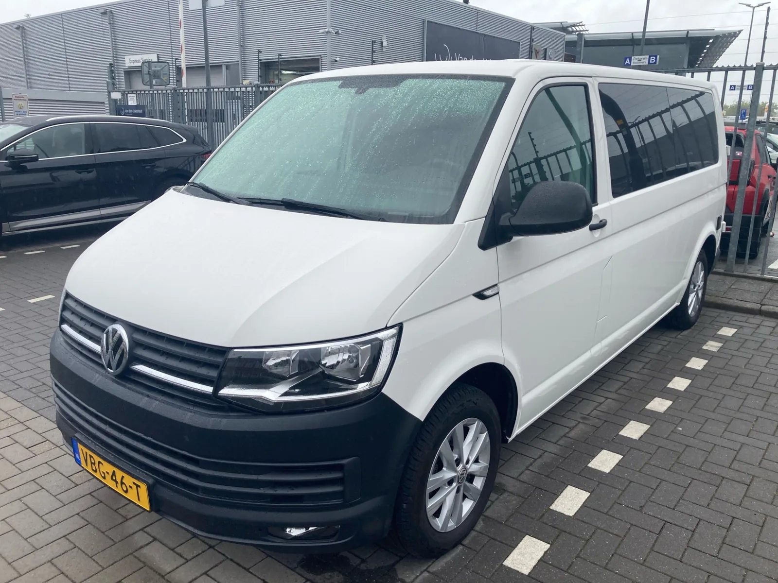 Volkswagen Transporter (2020) — foto 1