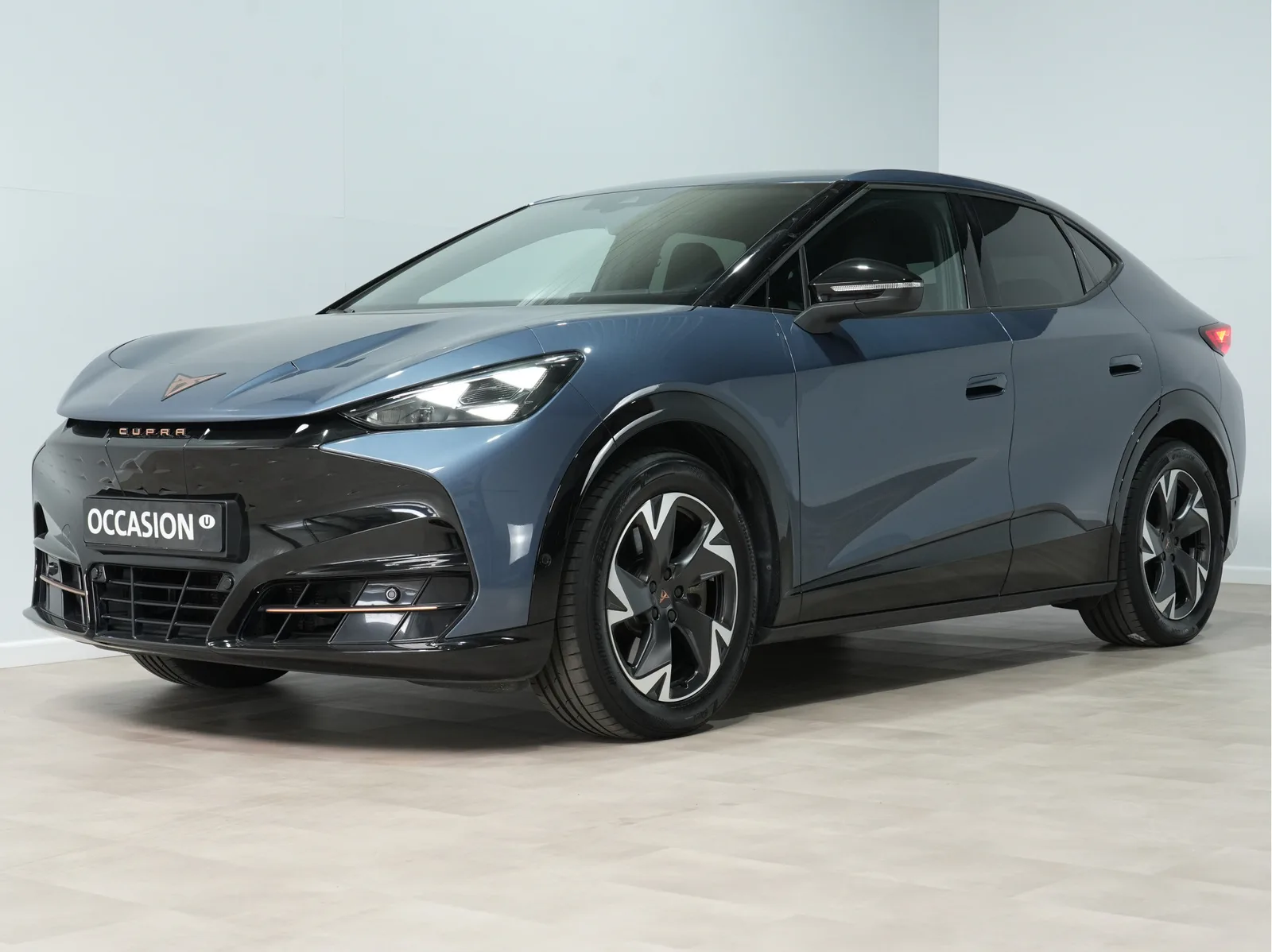 CUPRA Tavascan (2025) — foto 1