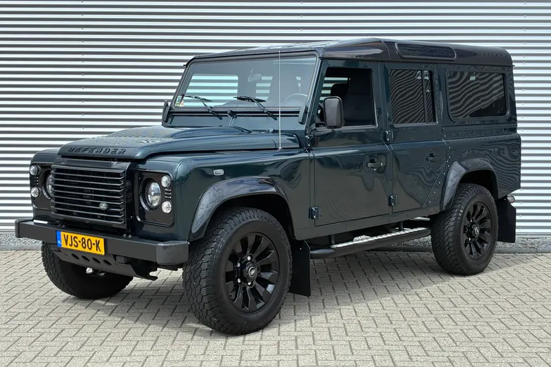 Land Rover Defender (2015)