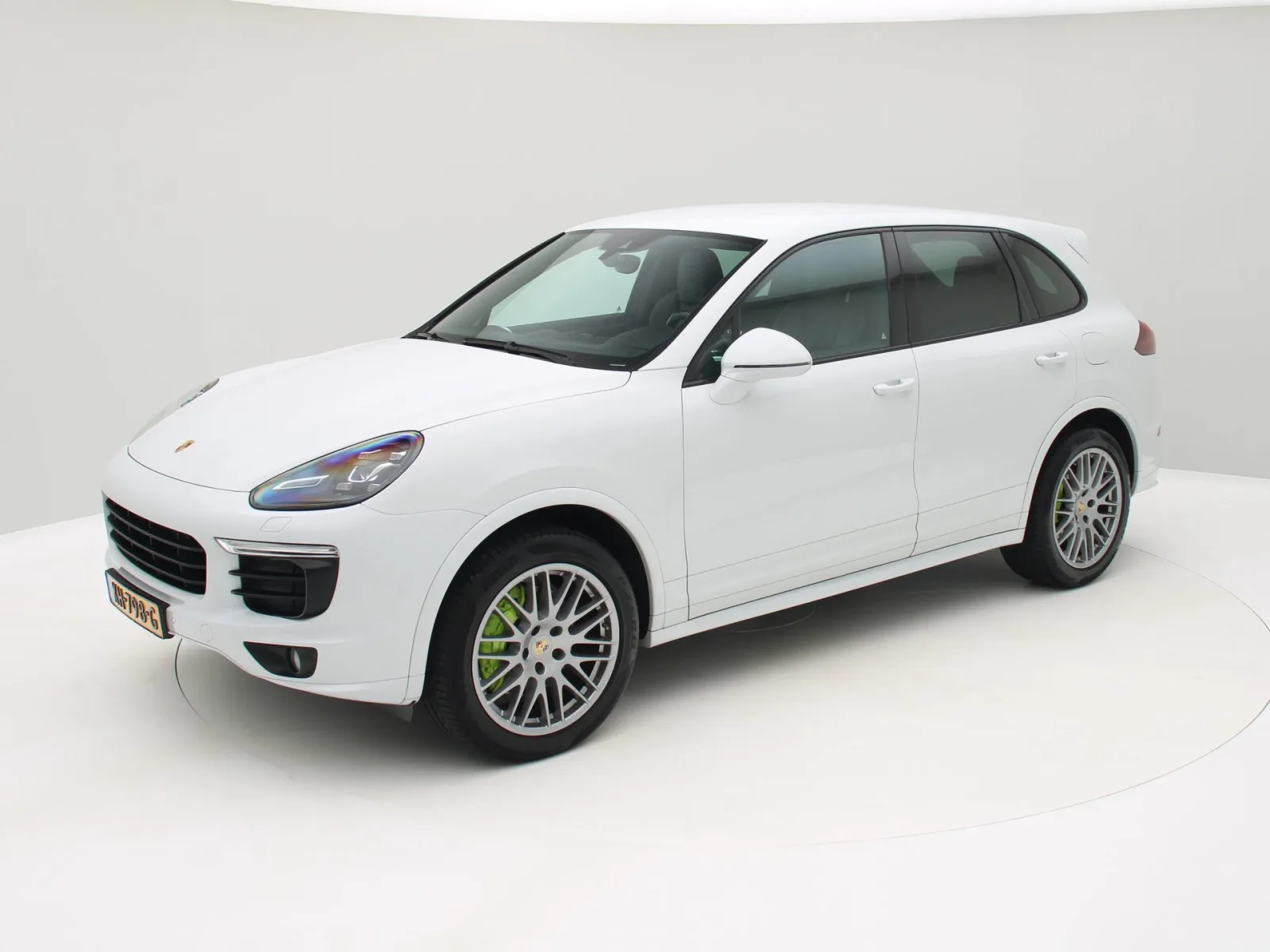 Porsche Cayenne (2016) — foto 1
