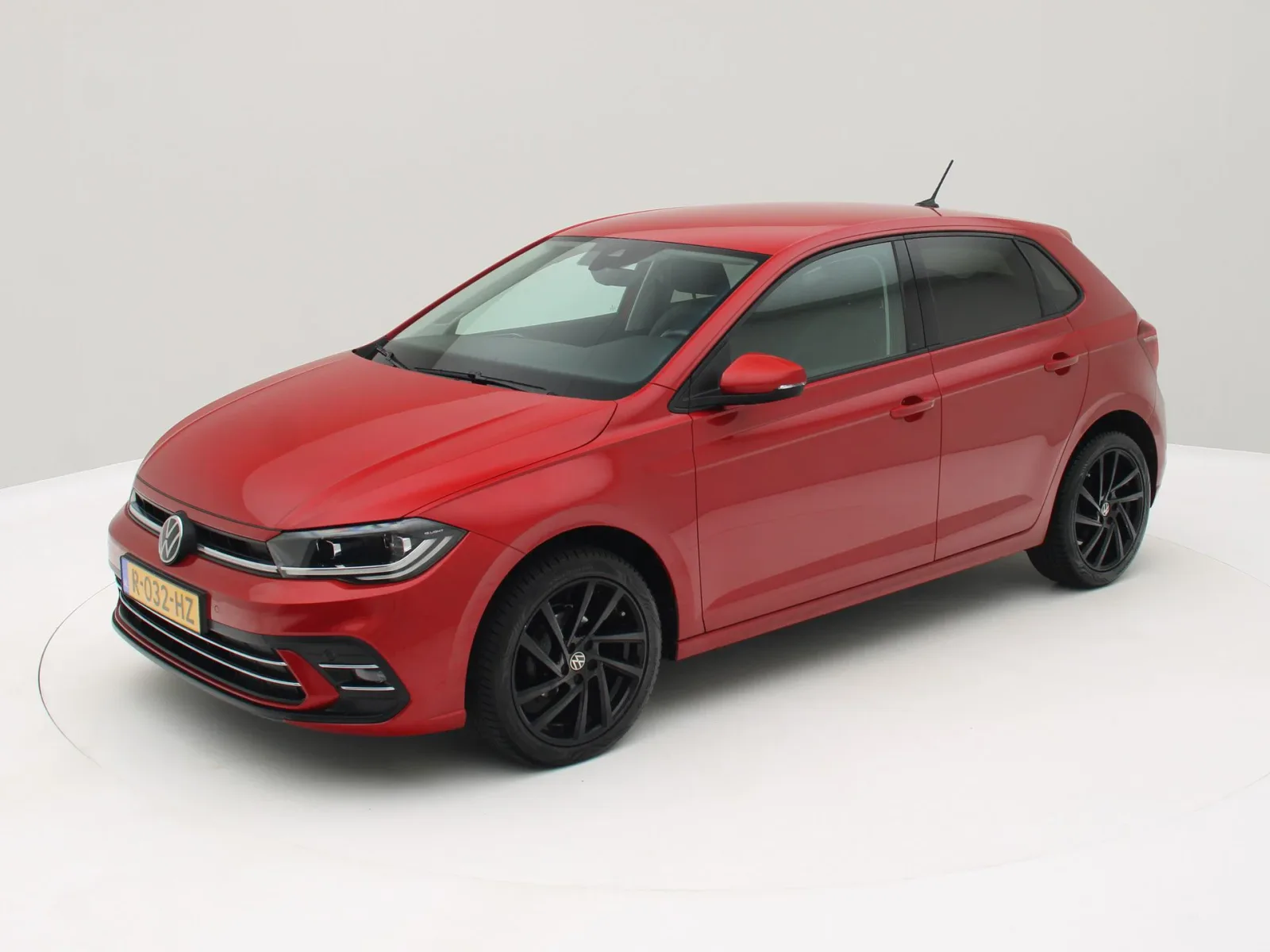 Volkswagen Polo (2022) — foto 1