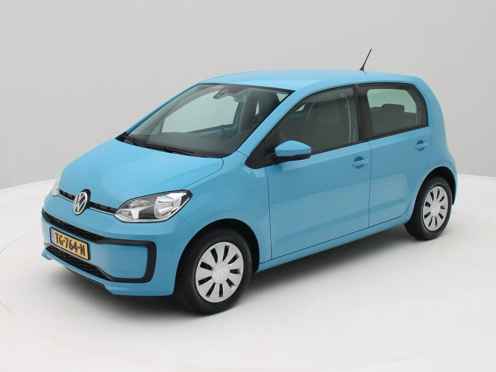 Volkswagen Up! (2018) — foto 1