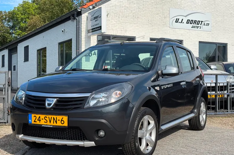 Dacia Sandero (2011)