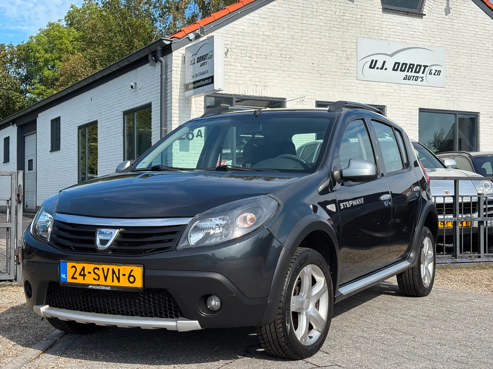 Dacia Sandero (2011) — foto 1