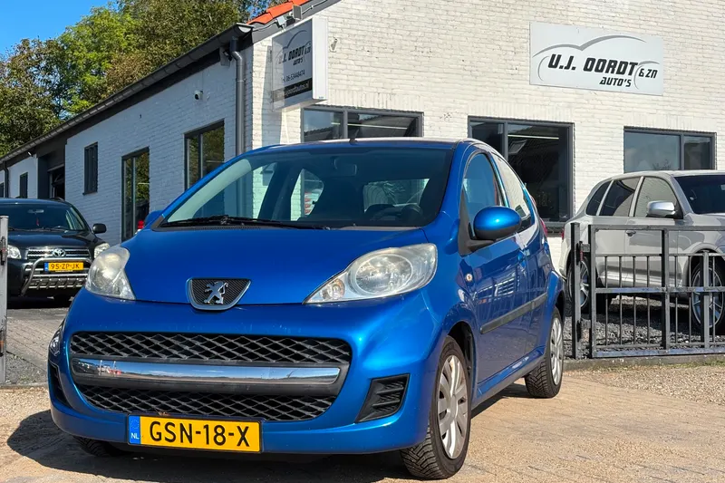 Peugeot 107 (2010)