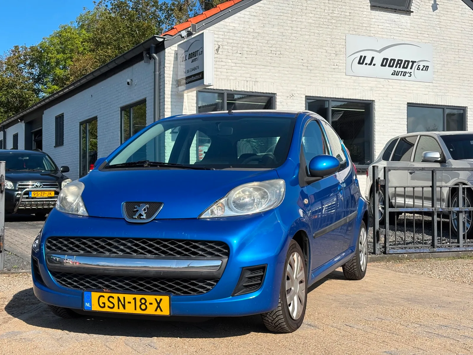 Peugeot 107 (2010) — foto 1