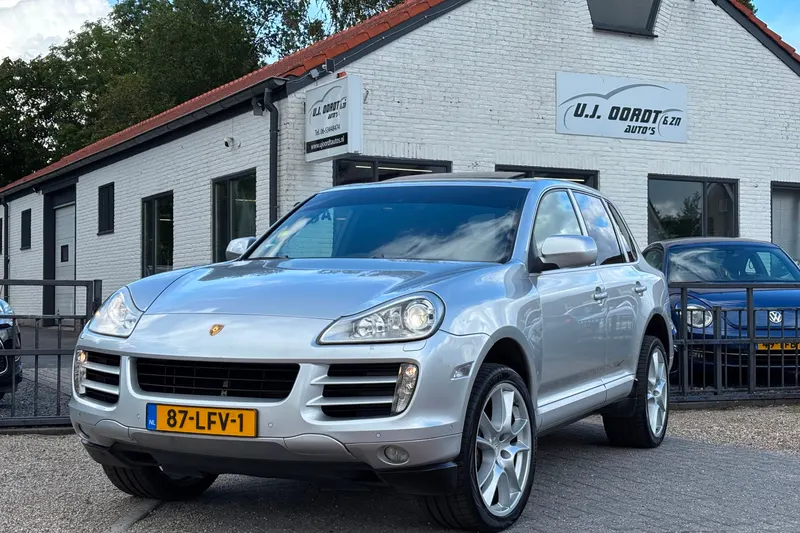 Porsche Cayenne (2007)