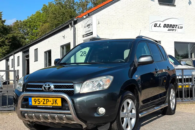 Toyota RAV4 (2008)