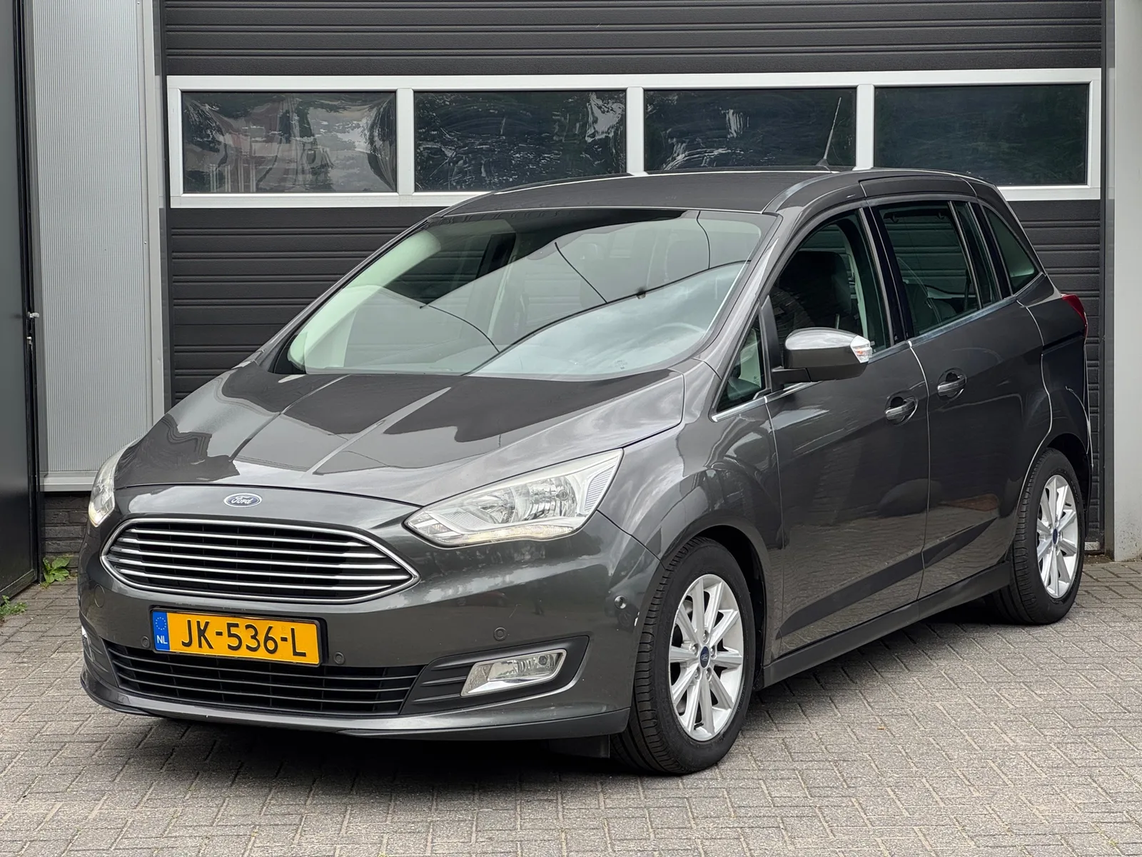 Ford Grand C-Max (2016) — foto 1