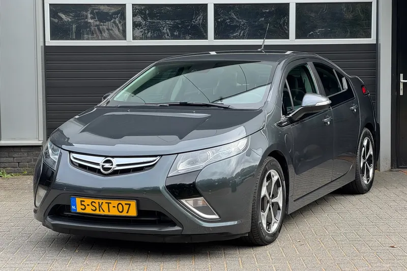 Opel Ampera (2013)