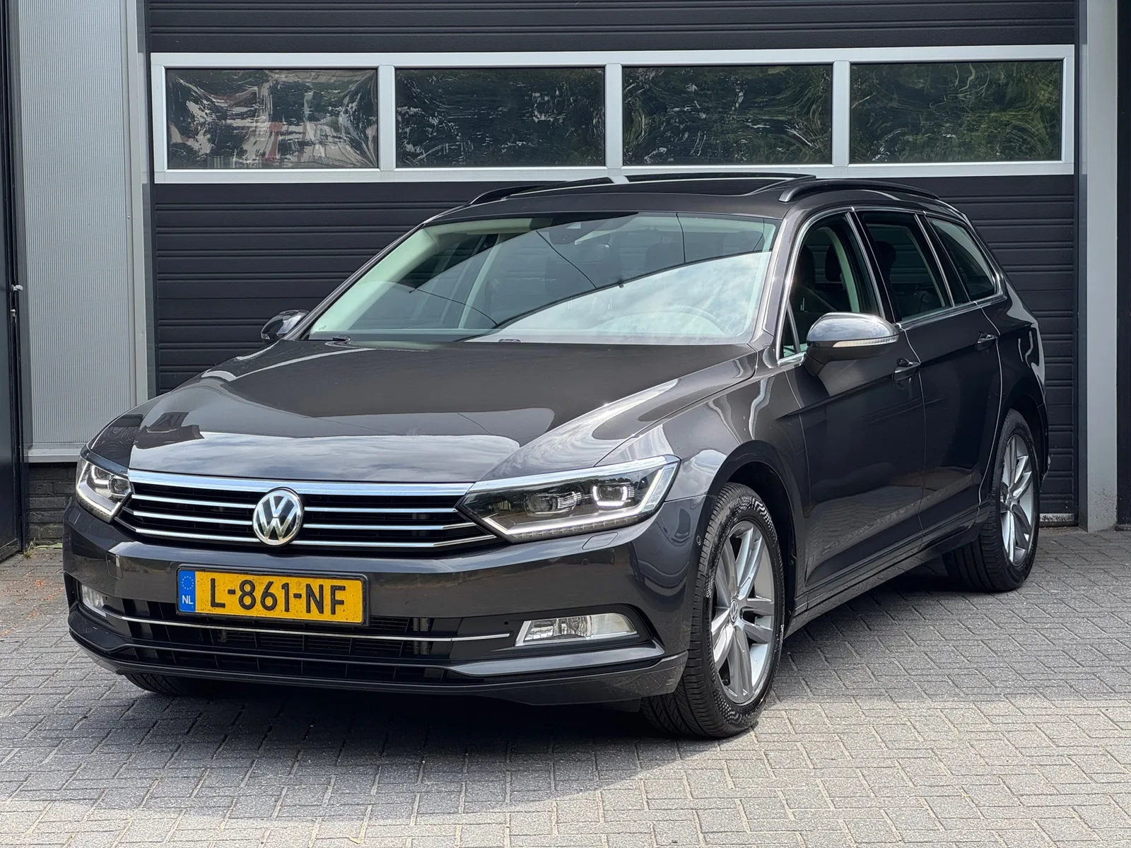 Volkswagen Passat (2018) — foto 1