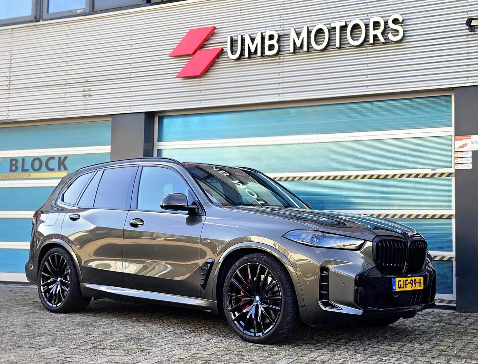BMW X5 (2023) — foto 1