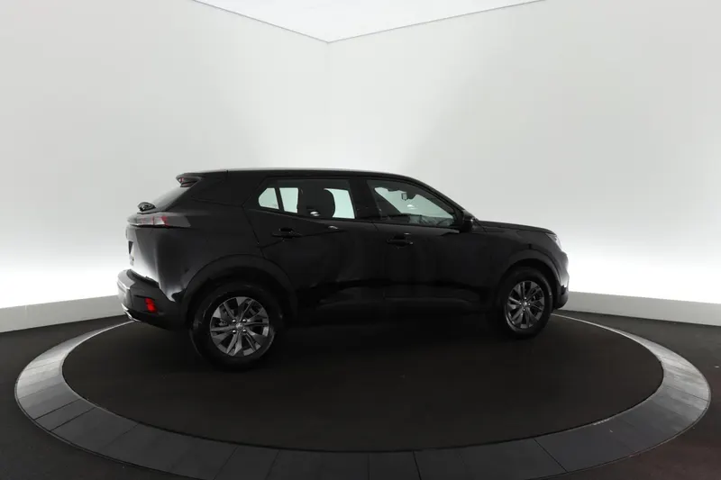 Peugeot 2008 (2023)