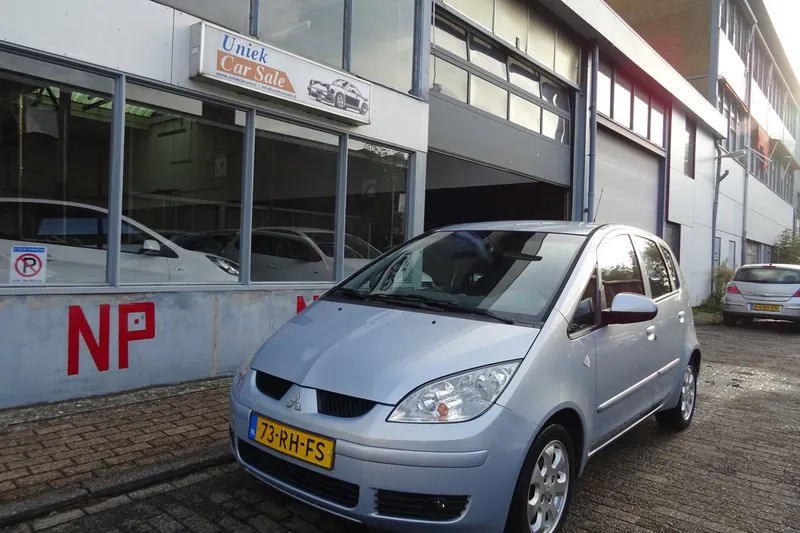 Mitsubishi Colt (2005)