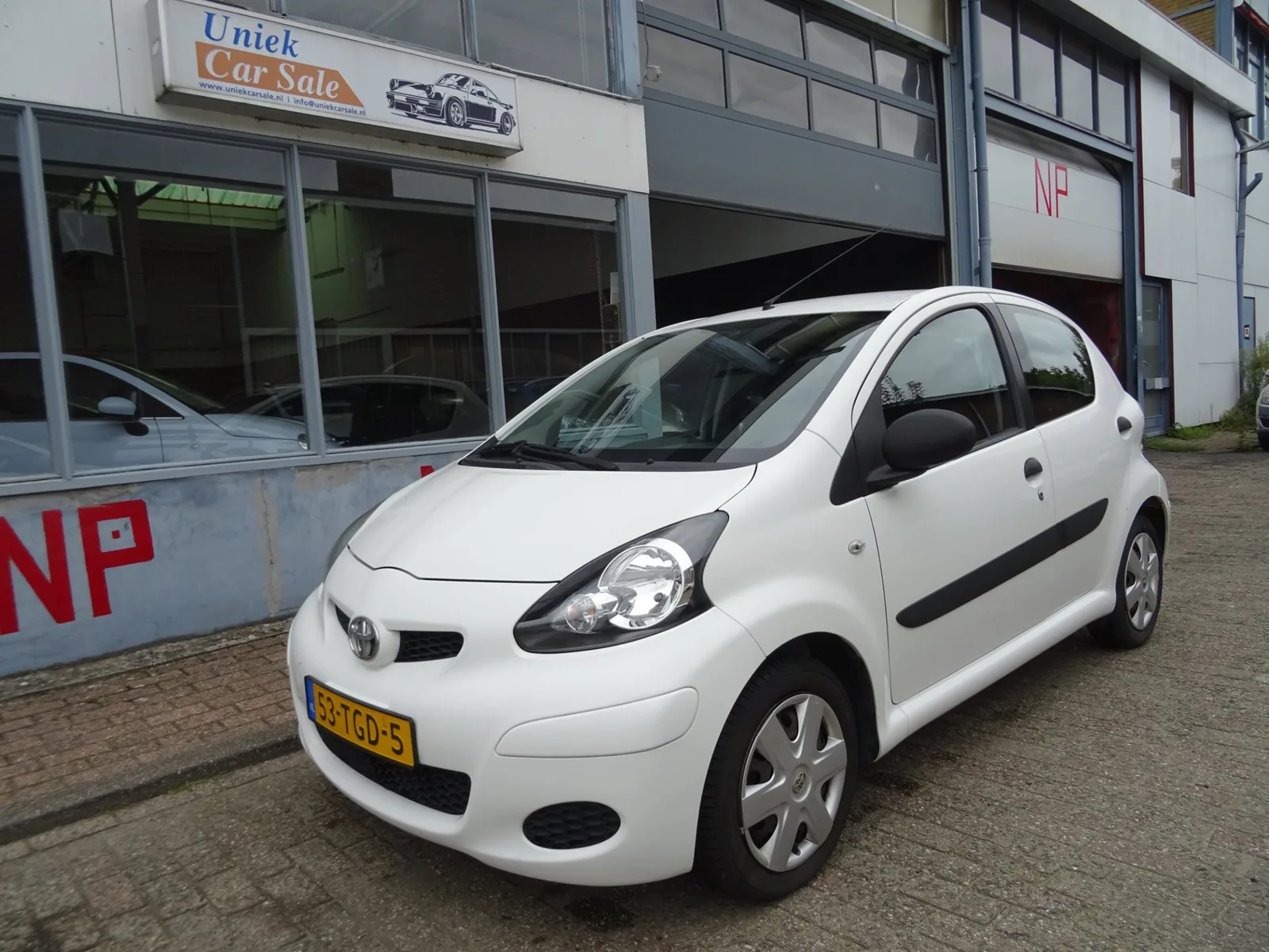 Toyota Aygo (2012) — foto 1
