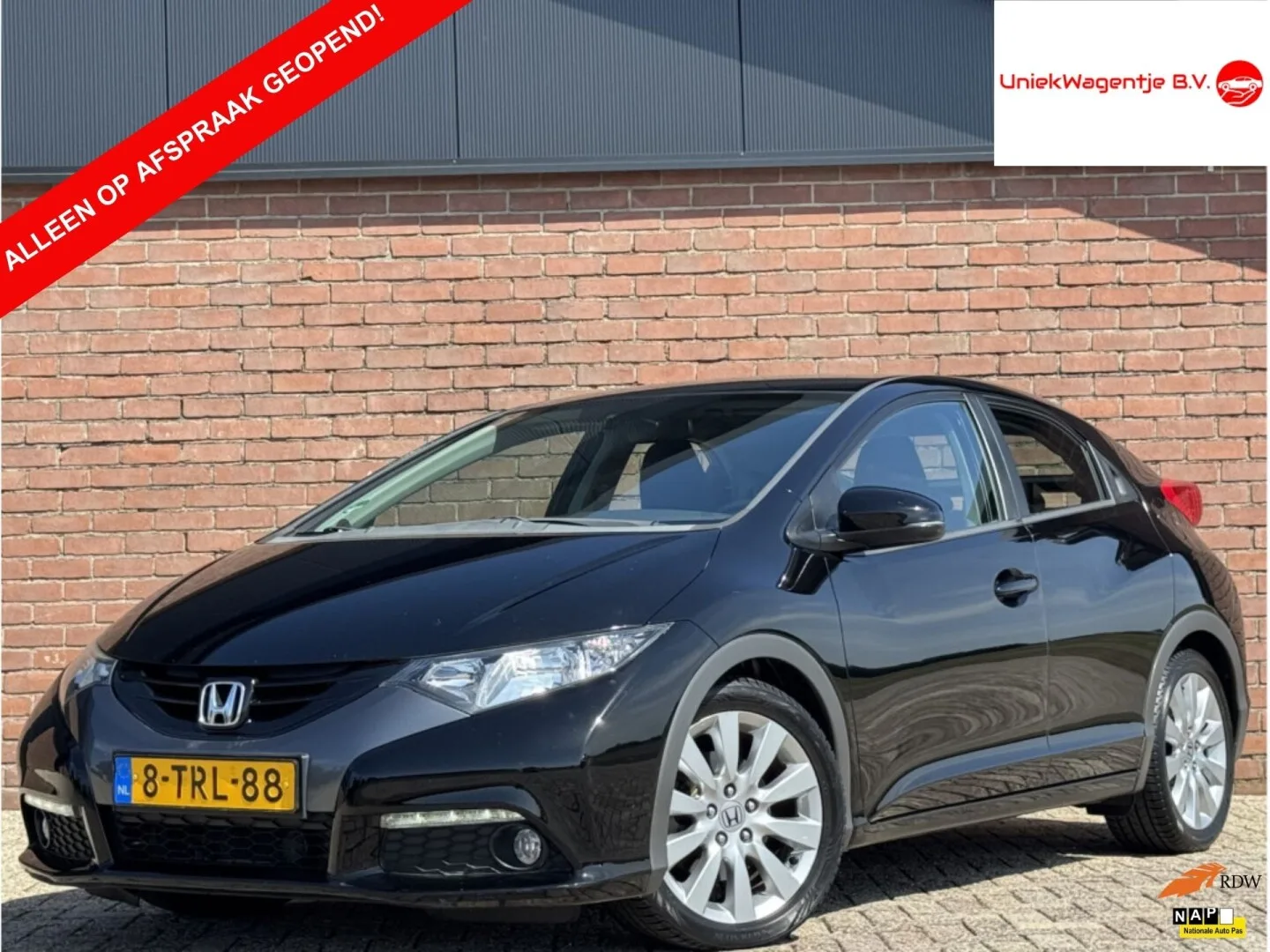 Honda Civic (2012) — foto 1