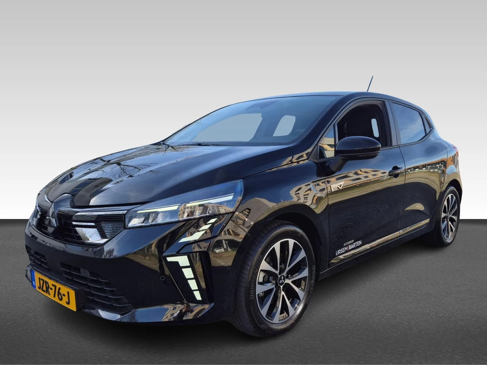 Mitsubishi Colt (2026) — foto 1