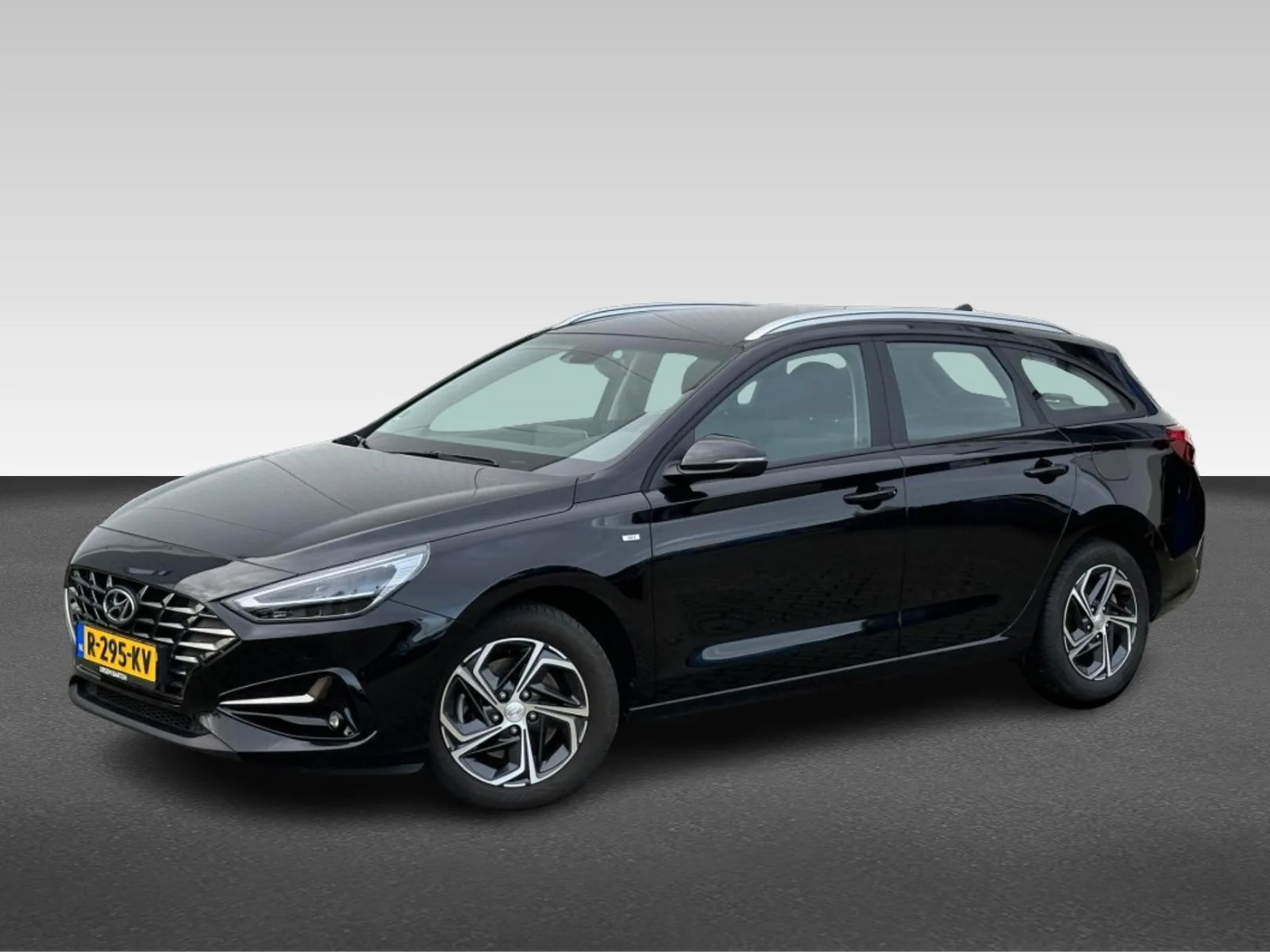 Hyundai i30 (2022) — foto 1
