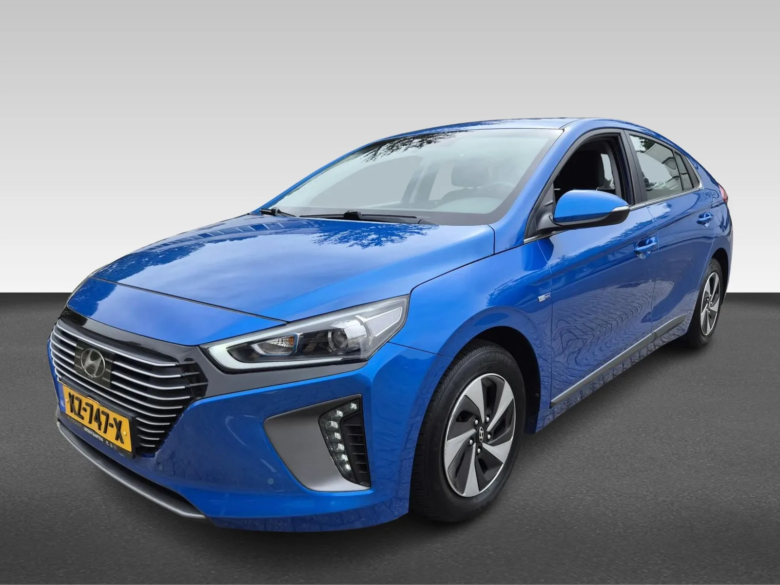 Hyundai Ioniq (2017) — foto 1