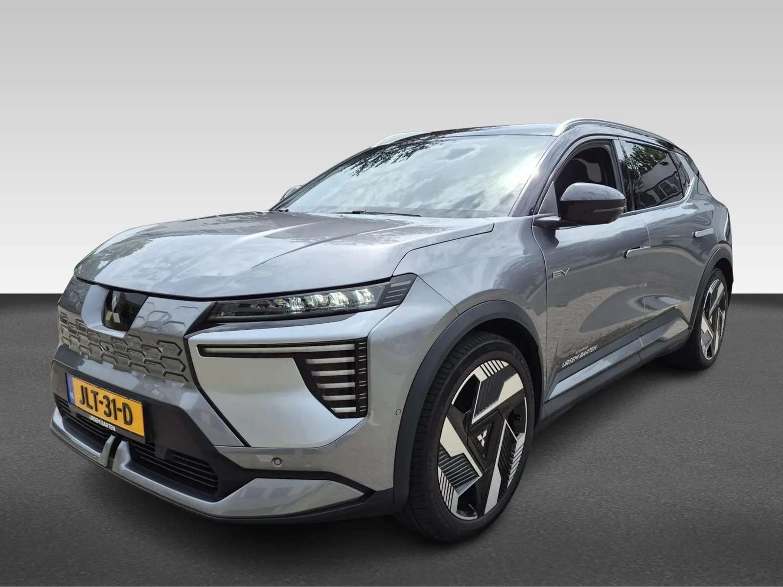 Mitsubishi Eclipse Cross (2025) — foto 1