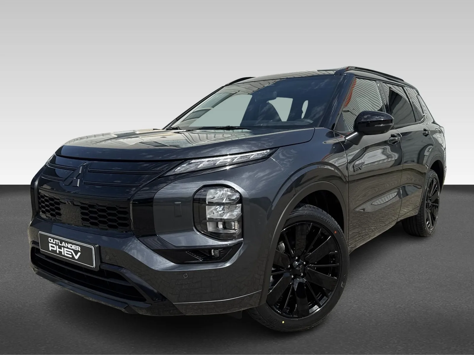 Mitsubishi Outlander (2026) — foto 1