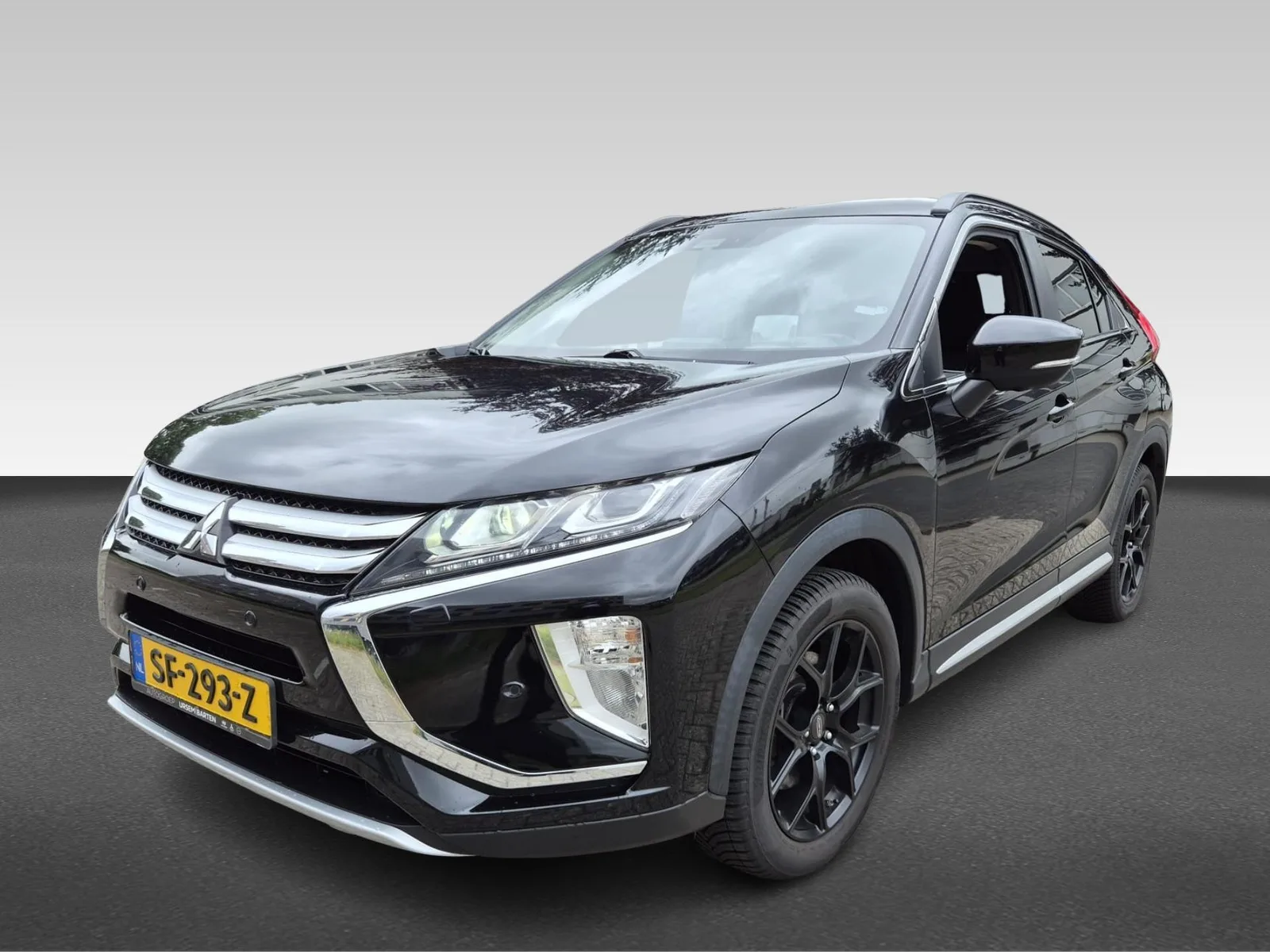 Mitsubishi Eclipse Cross (2018) — foto 1