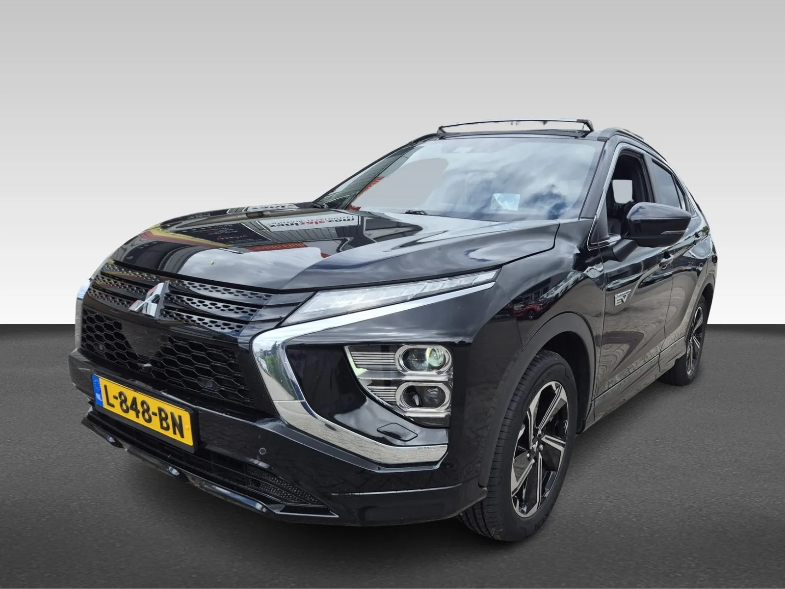 Mitsubishi Eclipse Cross (2021) — foto 1