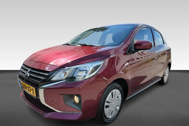 Mitsubishi Space Star (2025)