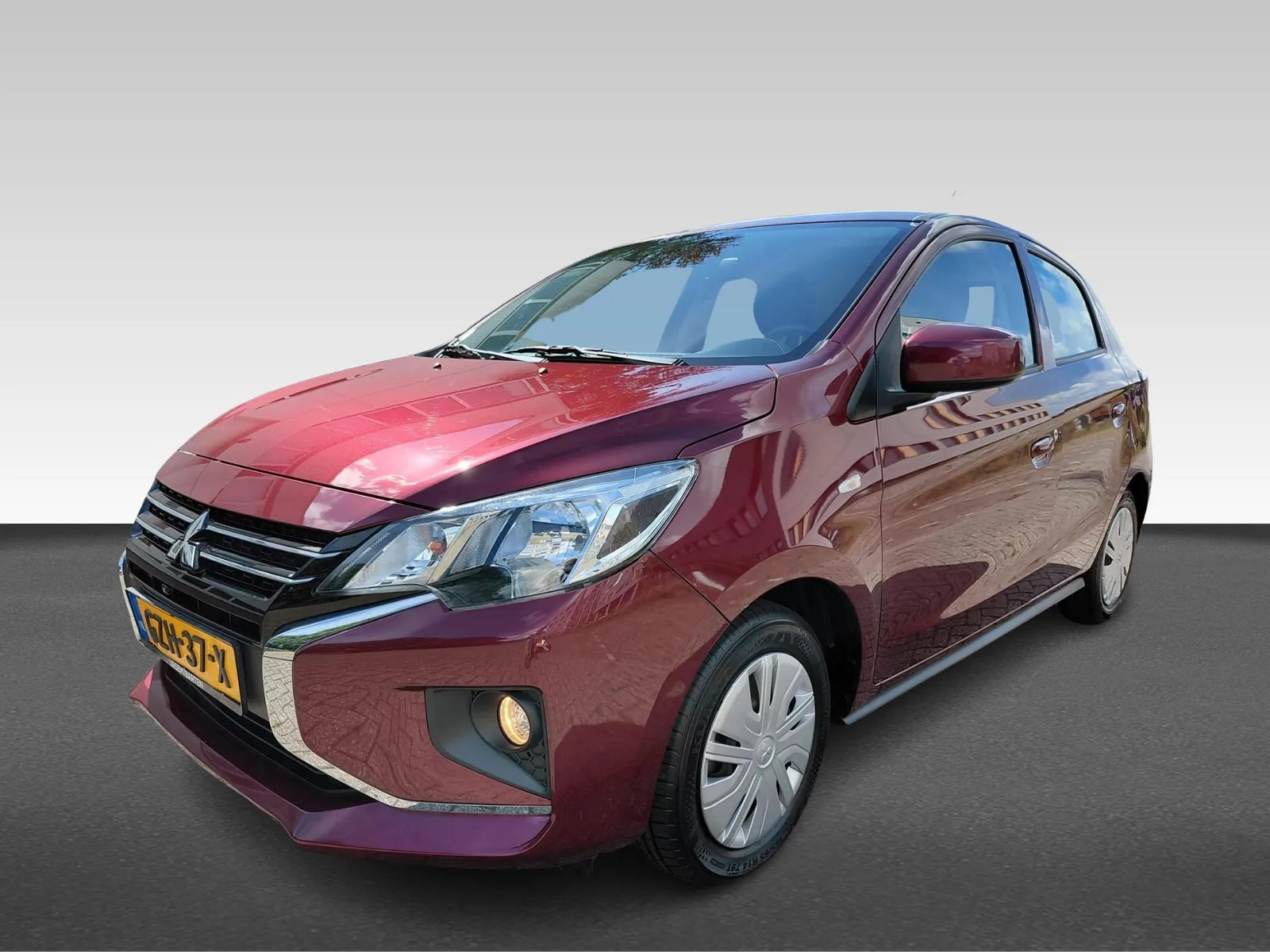 Mitsubishi Space Star (2025) — foto 1