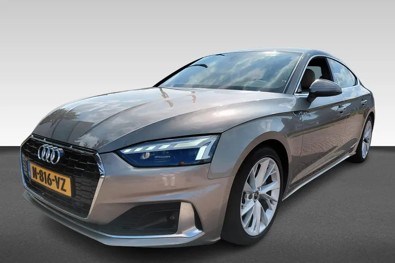 Audi A5 (2022)