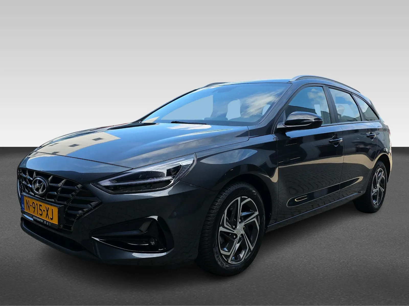 Hyundai i30 (2022) — foto 1