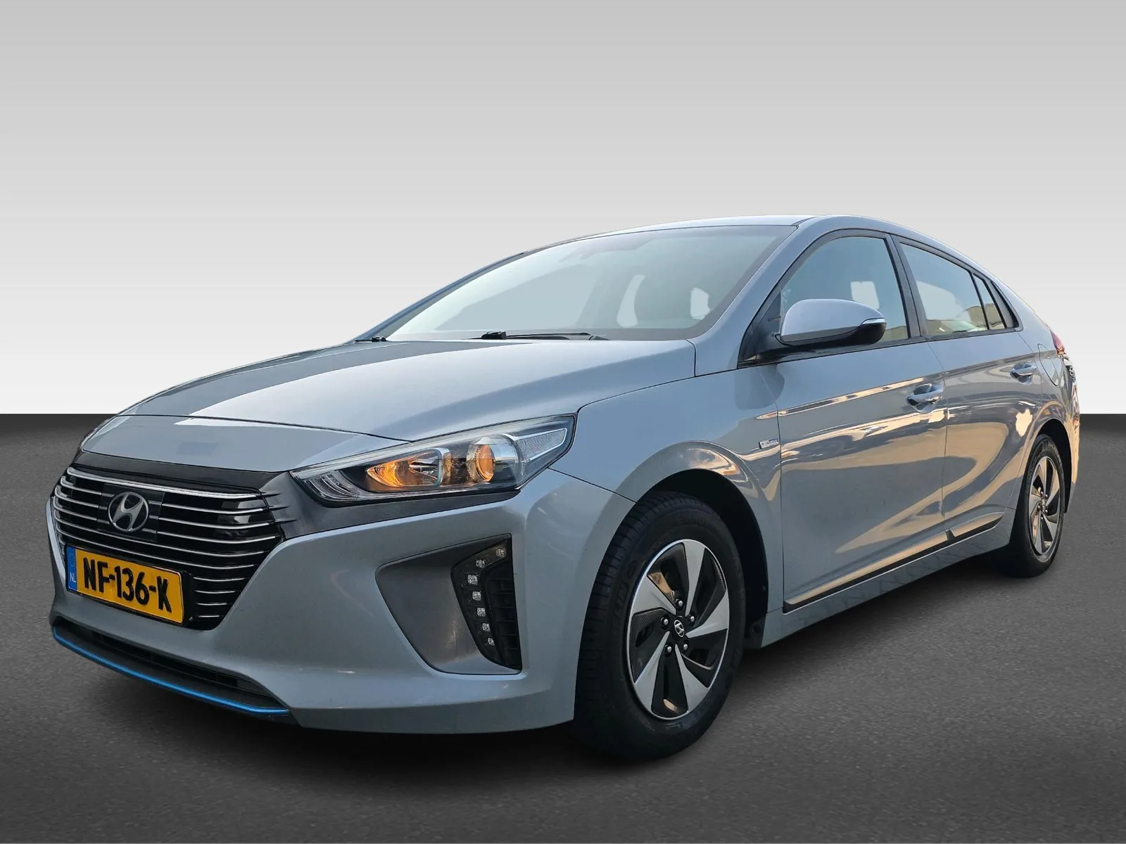 Hyundai Ioniq (2018) — foto 1