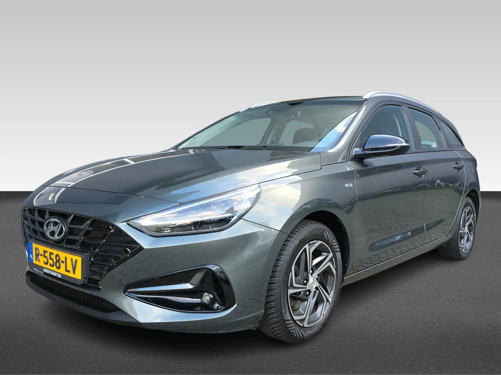 Hyundai i30 (2022) — foto 1