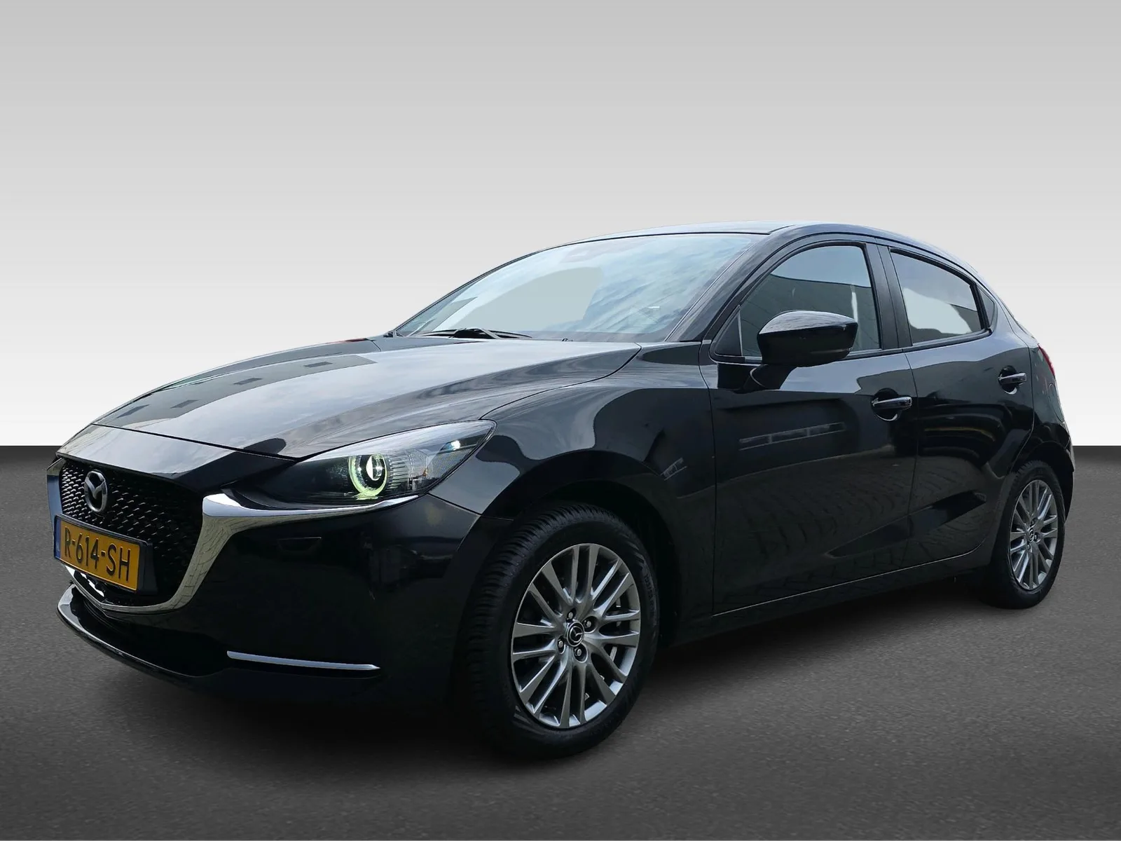 Mazda 2 (2022) — foto 1